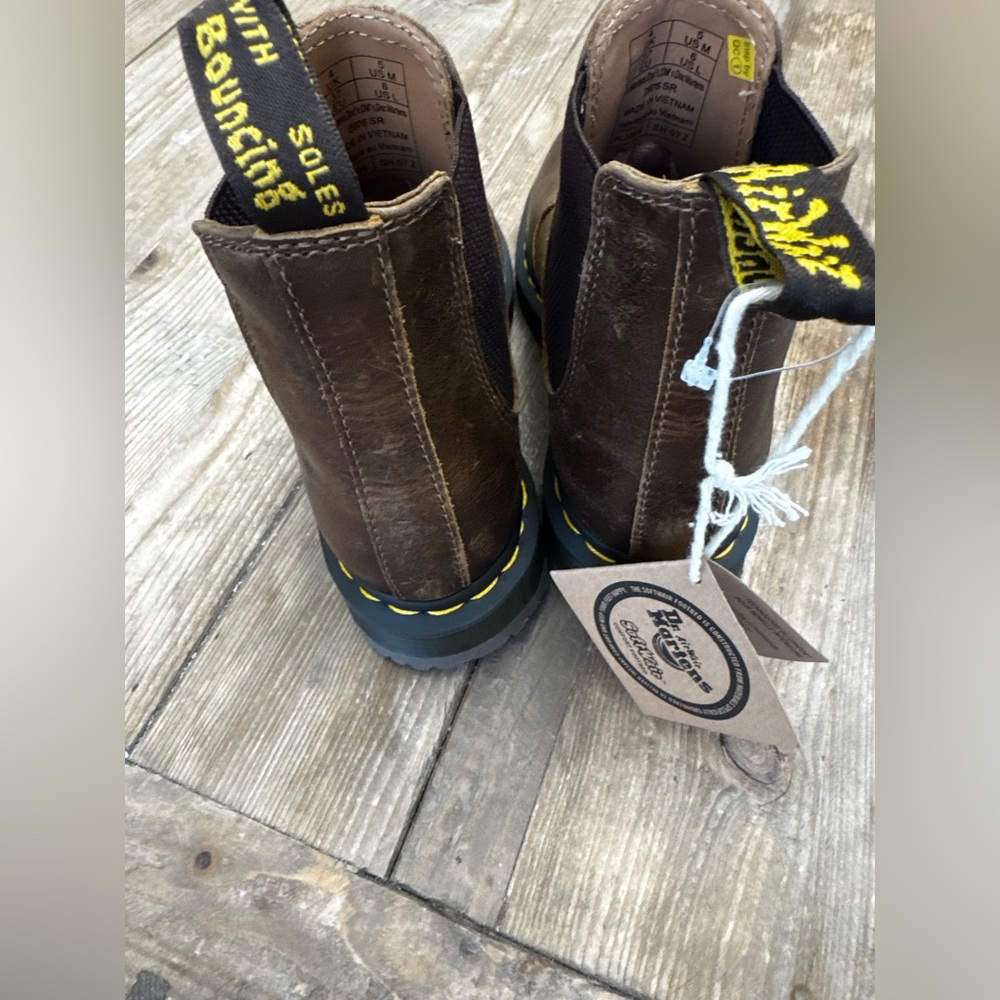 Dr. Martens 2976 Slip Resistant Parker Life Shield Chelsea Boots Womens 6 $190 - Picture 11 of 12